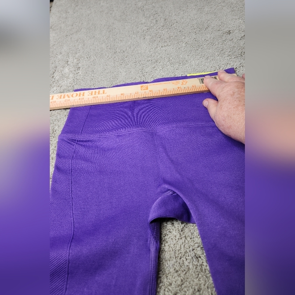 All in Motion Women's High Rise Seamless Rib Bike Shorts 6" Purple - Size S - Picture 13 of 14